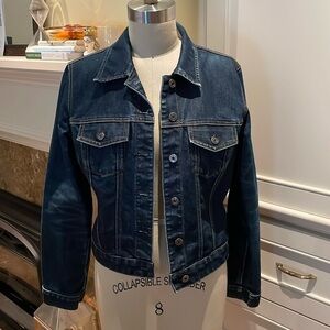 The perfect Jean Jacket